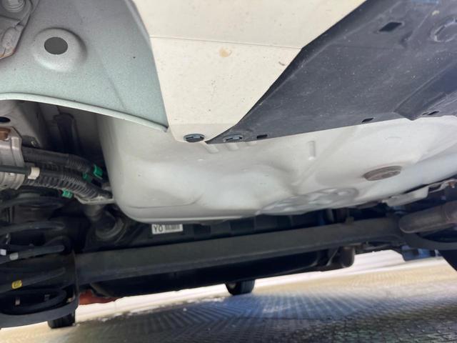 アクア Ｇ　スマートエントリーＰＫＧ　禁煙車　純正ナビフルセグ　バックカメラ　スマートキー　純正ＯＰ１５インチＡＷ　ＥＴＣ　Ｂｌｕｅｔｏｏｔｈ　オートライト　フロントフォグランプ　６スピーカー　ＤＶＤ再生（21枚目）