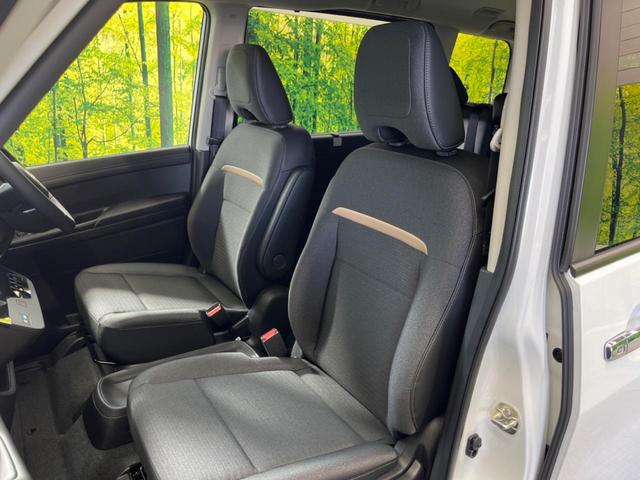 セレナ ｅ－パワー　ハイウェイスターＶ　登録済未使用車　２トーンカラー　１２．３型コネクトナビＴＶ　アラウンドビューモニタ　両側ハンズフリー電動ドア　衝突軽減　ナビリンクプロパイロット　ＥＴＣ２．０　後側方車両検知警告　後席オートエアコン（34枚目）