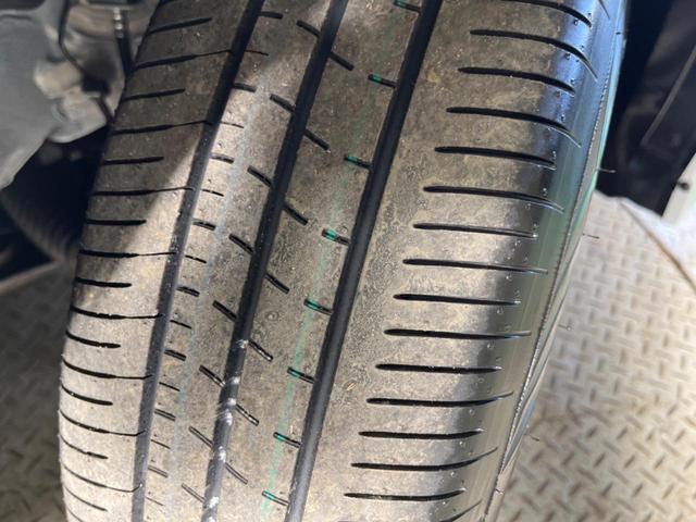 セレナ ｅ－パワー　ハイウェイスターＶ　登録済未使用車　２トーンカラー　１２．３型コネクトナビＴＶ　アラウンドビューモニタ　両側ハンズフリー電動ドア　衝突軽減　ナビリンクプロパイロット　ＥＴＣ２．０　後側方車両検知警告　後席オートエアコン（65枚目）