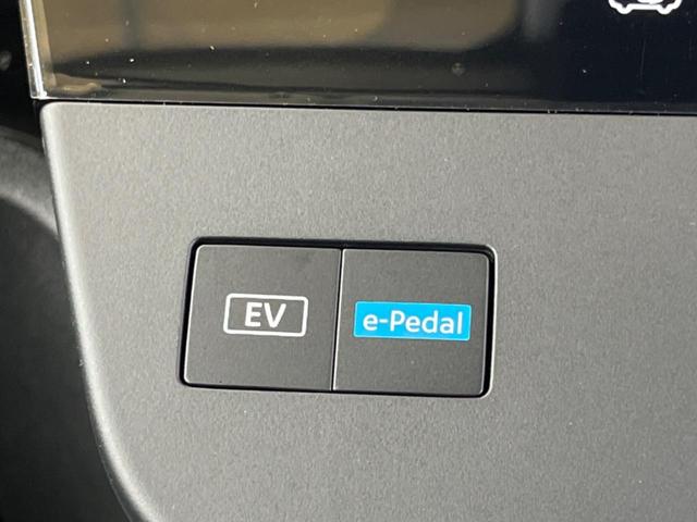 セレナ ｅ－パワー　ハイウェイスターＶ　登録済未使用車　２トーンカラー　１２．３型コネクトナビＴＶ　アラウンドビューモニタ　両側ハンズフリー電動ドア　衝突軽減　ナビリンクプロパイロット　ＥＴＣ２．０　後側方車両検知警告　後席オートエアコン（28枚目）