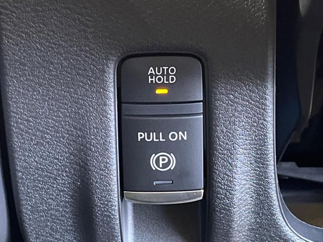 セレナ ｅ－パワー　ハイウェイスターＶ　登録済未使用車　２トーンカラー　１２．３型コネクトナビＴＶ　アラウンドビューモニタ　両側ハンズフリー電動ドア　衝突軽減　ナビリンクプロパイロット　ＥＴＣ２．０　後側方車両検知警告　後席オートエアコン（29枚目）