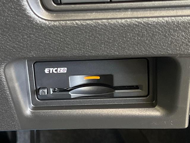 セレナ ｅ－パワー　ハイウェイスターＶ　登録済未使用車　２トーンカラー　１２．３型コネクトナビＴＶ　アラウンドビューモニタ　両側ハンズフリー電動ドア　衝突軽減　ナビリンクプロパイロット　ＥＴＣ２．０　後側方車両検知警告　後席オートエアコン（32枚目）