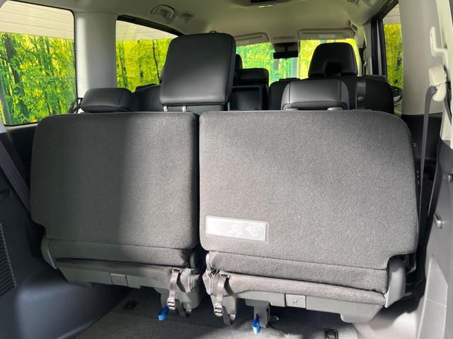 セレナ ｅ－パワー　ハイウェイスターＶ　登録済未使用車　２トーンカラー　１２．３型コネクトナビＴＶ　アラウンドビューモニタ　両側ハンズフリー電動ドア　衝突軽減　ナビリンクプロパイロット　ＥＴＣ２．０　後側方車両検知警告　後席オートエアコン（40枚目）