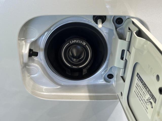 セレナ ｅ－パワー　ハイウェイスターＶ　登録済未使用車　２トーンカラー　１２．３型コネクトナビＴＶ　アラウンドビューモニタ　両側ハンズフリー電動ドア　衝突軽減　ナビリンクプロパイロット　ＥＴＣ２．０　後側方車両検知警告　後席オートエアコン（68枚目）