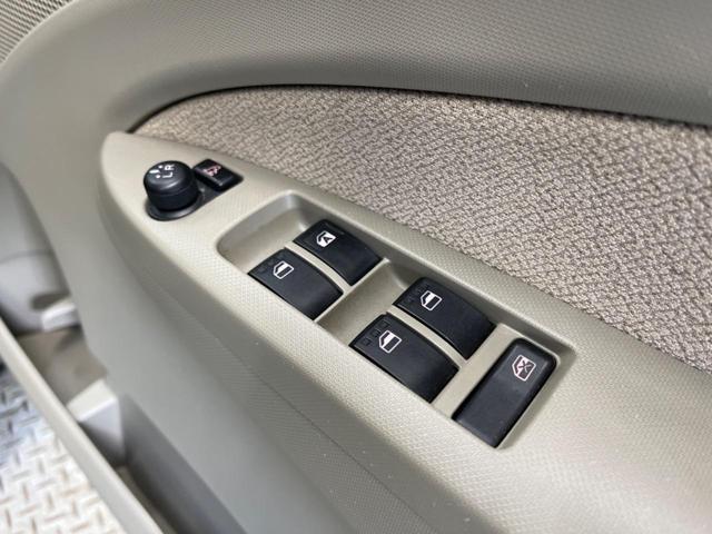 ムーヴ Ｘ　ＳＡ　スマートアシスト　純正ＣＤオーディオ　スマートキー　純正１４インチＡＷ　オートエアコン　オートライト　電動格納ドアミラー　アイドリングストップ　ＡＵＸ接続（8枚目）