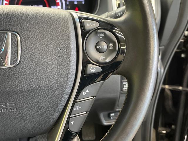 �y�A�_�v�e�B�u�N���[�Y�R���g���[���z�������H�ł̒��������s���y�ɁI�I�����ő��x��ۂN���[�Y�R���g���[�����A�Փˌy���V�X�e���ƘA�g���A�O���̎ԗ������m���ĎԊԂ�ۂ悤�ɑ��x���߂��Ă���܂��I�I