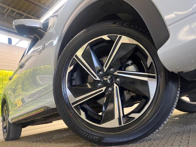 �y�����P�W�C���`�A���~�z�C�[���z�O�ςɃ}�b�`���������A���~�z�C�[���𑕒����Ă���܂��B�e��ЊO�A���~�z�C�[����A�X�^�b�h���X�^�C�����戵�����Ă���܂��B���񂲑��k����������