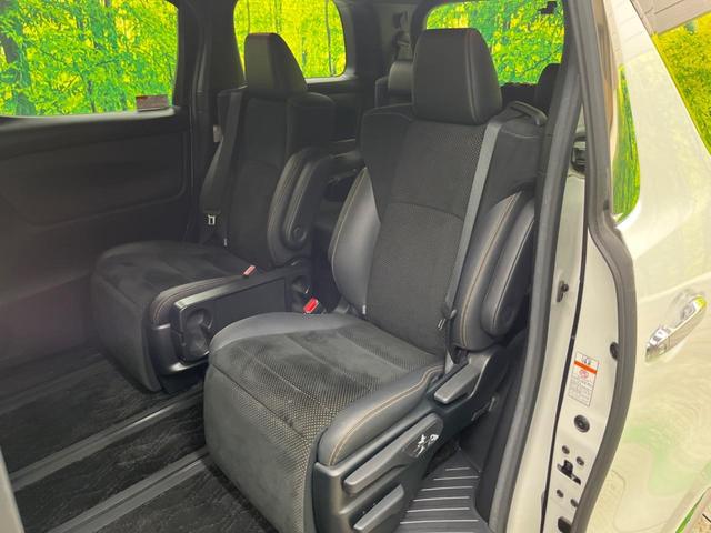 アルファード ２．５Ｓ　タイプゴールド　禁煙車　純正９型ナビＴＶ　純正１２．１型後席モニター　三眼ＬＥＤ　バックカメラ　セーフティセンス　インテリジェントクリアランスソナー　両側電動ドア　電動バックドア　半革シート　ウッドコンビステアリング（32枚目）