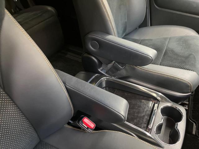 アルファード ２．５Ｓ　タイプゴールド　禁煙車　純正９型ナビＴＶ　純正１２．１型後席モニター　三眼ＬＥＤ　バックカメラ　セーフティセンス　インテリジェントクリアランスソナー　両側電動ドア　電動バックドア　半革シート　ウッドコンビステアリング（34枚目）