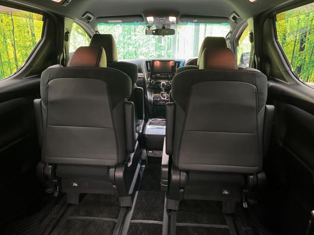 アルファード ２．５Ｓ　タイプゴールド　禁煙車　純正９型ナビＴＶ　純正１２．１型後席モニター　三眼ＬＥＤ　バックカメラ　セーフティセンス　インテリジェントクリアランスソナー　両側電動ドア　電動バックドア　半革シート　ウッドコンビステアリング（36枚目）
