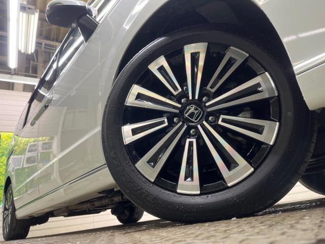 �y�����P�V�C���`�A���~�z�C�[���z�O�ςɃ}�b�`���������A���~�z�C�[���𑕒����Ă���܂��B�e��ЊO�A���~�z�C�[����A�X�^�b�h���X�^�C�����戵�����Ă���܂��B���񂲑��k����������