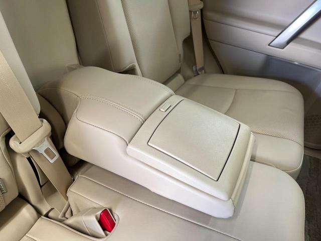 ランドクルーザープラド ＴＸ　Ｌパッケージ　マットブラックエディション　７人乗　ムーンルーフ　禁煙車　純正９型ナビ　マルチテレインモニタ　ベージュ革　セーフティセンス　レーダークルーズ　ブラインドスポットモニタ　パワーシート　シートベンチレーション　ルーフレール（42枚目）