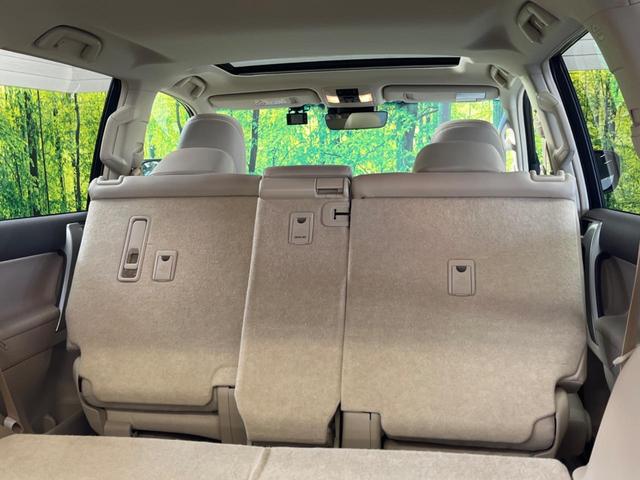 ランドクルーザープラド ＴＸ　Ｌパッケージ　マットブラックエディション　７人乗　ムーンルーフ　禁煙車　純正９型ナビ　マルチテレインモニタ　ベージュ革　セーフティセンス　レーダークルーズ　ブラインドスポットモニタ　パワーシート　シートベンチレーション　ルーフレール（44枚目）