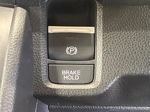 Ｎ－ＯＮＥ オリジナル　ホンダセンシング　ＬＥＤヘッド　渋滞追従アダプティブクルーズ　リアパーキングセンサ　オートハイビーム　電動パーキングブレーキ　オートブレーキホールド　スマートキー　ＣＤ再生　ＵＳＢ／ＡＵＸ接続（6枚目）