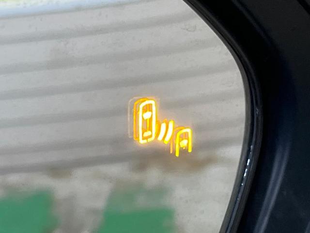 �y�u���C���h�X�|�b�g���j�^�[�z���s���A�h�A�~���[�̎��p�ɂȂ�₷���ӏ��Ɍ㑱�Ԃ��ڋ߂���ƃT�C�h�~���[�̃����Y�Ɍx����\���I�h���C�o�[�ɒ��ӊ��N�����Ă���܂��B