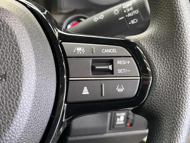 Ｎ－ＢＯＸカスタム ベースグレード　届出済未使用車　ホンダセンシング　電動スライドドア　ＬＥＤヘッド　渋滞追従アダプティブクルーズ　リアパーキングセンサ　電動パーキングブレーキ　オートブレーキホールド　シートヒーター　後席サンシェード（4枚目）