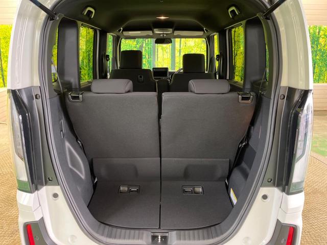 Ｎ－ＢＯＸカスタム ベースグレード　届出済未使用車　ホンダセンシング　電動スライドドア　ＬＥＤヘッド　渋滞追従アダプティブクルーズ　リアパーキングセンサ　電動パーキングブレーキ　オートブレーキホールド　シートヒーター　後席サンシェード（11枚目）