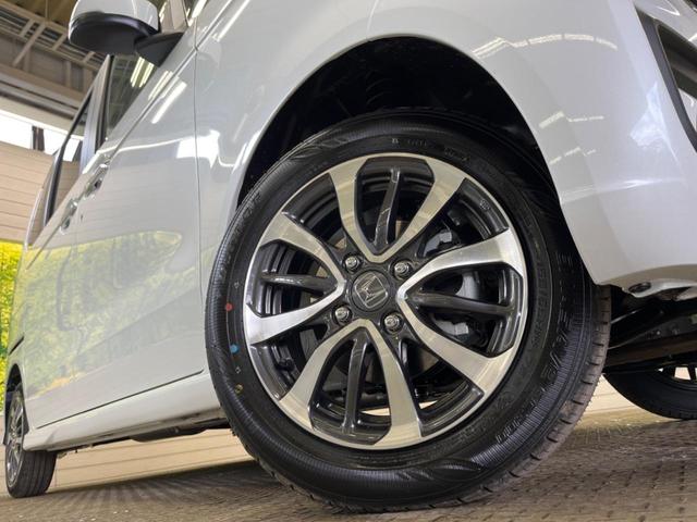 Ｎ－ＢＯＸカスタム ベースグレード　届出済未使用車　ホンダセンシング　電動スライドドア　ＬＥＤヘッド　渋滞追従アダプティブクルーズ　リアパーキングセンサ　電動パーキングブレーキ　オートブレーキホールド　シートヒーター　後席サンシェード（13枚目）