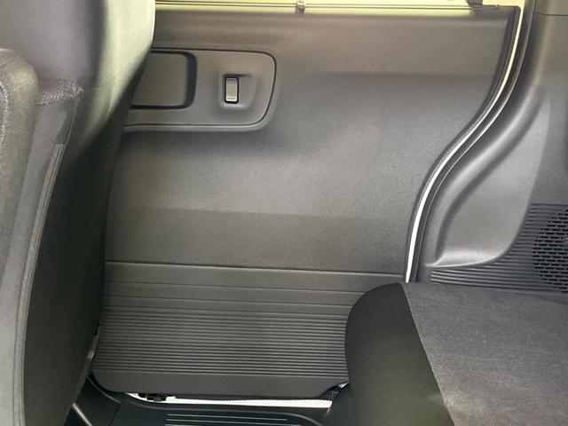 Ｎ－ＢＯＸカスタム ベースグレード　届出済未使用車　ホンダセンシング　電動スライドドア　ＬＥＤヘッド　渋滞追従アダプティブクルーズ　リアパーキングセンサ　電動パーキングブレーキ　オートブレーキホールド　シートヒーター　後席サンシェード（36枚目）