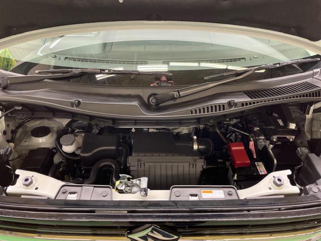 スペーシアカスタム ハイブリッドＸＳ　届出済未使用車　２トーンルーフ　セーフティサポート　両側電動ドア　アダプティブクルーズ　ＬＥＤヘッド　純正１５インチＡＷ　半革シート　シートヒーター　後席サーキュレーター　サンシェード　オットマン（18枚目）