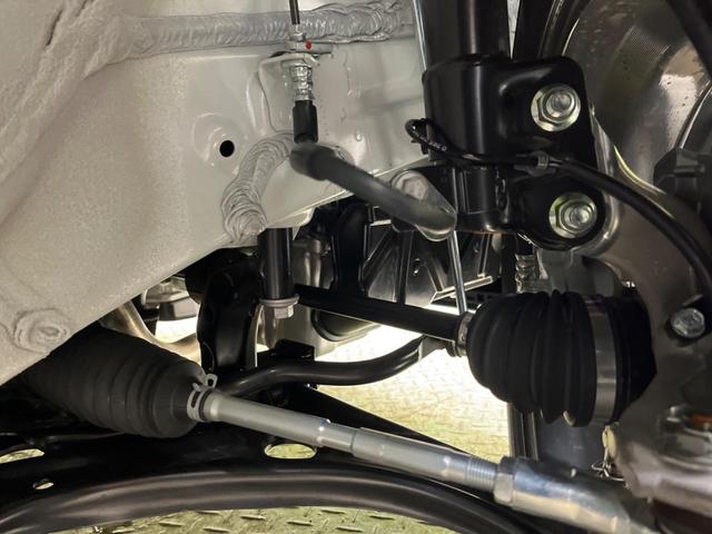 スペーシアカスタム ハイブリッドＸＳ　届出済未使用車　２トーンルーフ　セーフティサポート　両側電動ドア　アダプティブクルーズ　ＬＥＤヘッド　純正１５インチＡＷ　半革シート　シートヒーター　後席サーキュレーター　サンシェード　オットマン（20枚目）