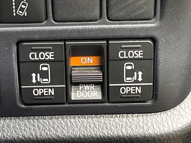 ヴォクシー ＺＳ　煌ＩＩ　禁煙車　純正９型ナビＴＶ　純正１２型後席モニター　両側電動ドア　バックカメラ　セーフティセンス　ＬＥＤヘッド　ＬＥＤフォグ　純正１６インチＡＷ　後席サンシェード　ＥＴＣ　前後個別再生　ＤＶＤ再生（6枚目）