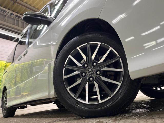 ヴォクシー ＺＳ　煌ＩＩ　禁煙車　純正９型ナビＴＶ　純正１２型後席モニター　両側電動ドア　バックカメラ　セーフティセンス　ＬＥＤヘッド　ＬＥＤフォグ　純正１６インチＡＷ　後席サンシェード　ＥＴＣ　前後個別再生　ＤＶＤ再生（13枚目）