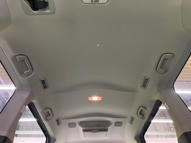 ヴォクシー ＺＳ　煌ＩＩ　禁煙車　純正９型ナビＴＶ　純正１２型後席モニター　両側電動ドア　バックカメラ　セーフティセンス　ＬＥＤヘッド　ＬＥＤフォグ　純正１６インチＡＷ　後席サンシェード　ＥＴＣ　前後個別再生　ＤＶＤ再生（40枚目）