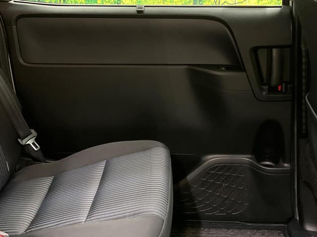 ヴォクシー ＺＳ　煌ＩＩ　禁煙車　純正９型ナビＴＶ　純正１２型後席モニター　両側電動ドア　バックカメラ　セーフティセンス　ＬＥＤヘッド　ＬＥＤフォグ　純正１６インチＡＷ　後席サンシェード　ＥＴＣ　前後個別再生　ＤＶＤ再生（42枚目）