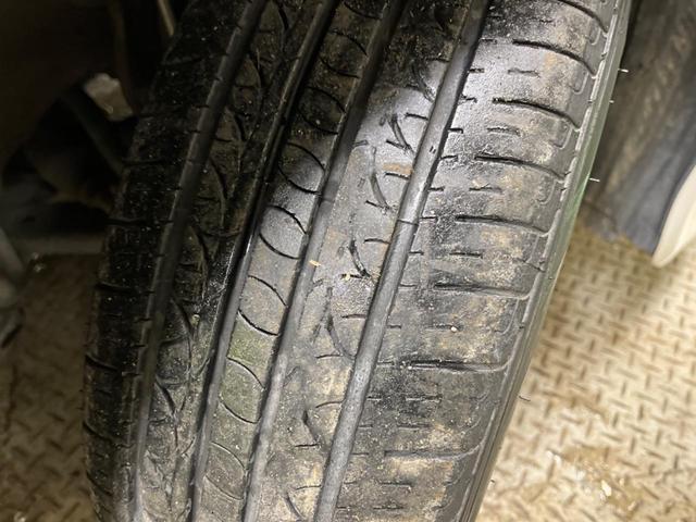 ヴォクシー ＺＳ　煌ＩＩ　禁煙車　純正９型ナビＴＶ　純正１２型後席モニター　両側電動ドア　バックカメラ　セーフティセンス　ＬＥＤヘッド　ＬＥＤフォグ　純正１６インチＡＷ　後席サンシェード　ＥＴＣ　前後個別再生　ＤＶＤ再生（61枚目）