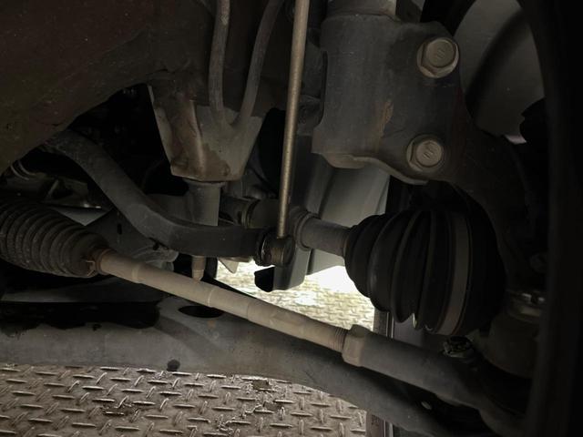 ヴォクシー ＺＳ　禁煙車　ＢＩＧ－Ｘ９型ナビＴＶ　フリップダウンモニター　両側電動ドア　バックカメラ　セーフティセンス　クルーズコントロール　ＬＥＤヘッド　純正１６インチＡＷ　デュアルオートエアコン　ＤＶＤ再生（20枚目）