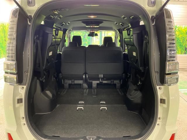 ヴォクシー ＺＳ　禁煙車　ＢＩＧ－Ｘ９型ナビＴＶ　フリップダウンモニター　両側電動ドア　バックカメラ　セーフティセンス　クルーズコントロール　ＬＥＤヘッド　純正１６インチＡＷ　デュアルオートエアコン　ＤＶＤ再生（39枚目）