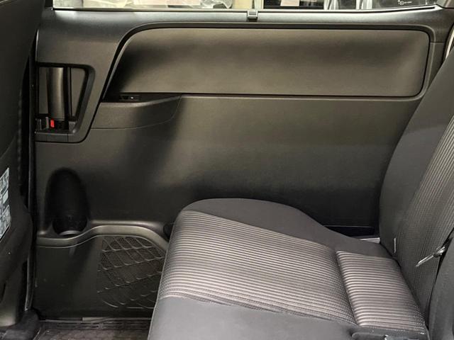 ヴォクシー ＺＳ　禁煙車　ＢＩＧ－Ｘ９型ナビＴＶ　フリップダウンモニター　両側電動ドア　バックカメラ　セーフティセンス　クルーズコントロール　ＬＥＤヘッド　純正１６インチＡＷ　デュアルオートエアコン　ＤＶＤ再生（45枚目）