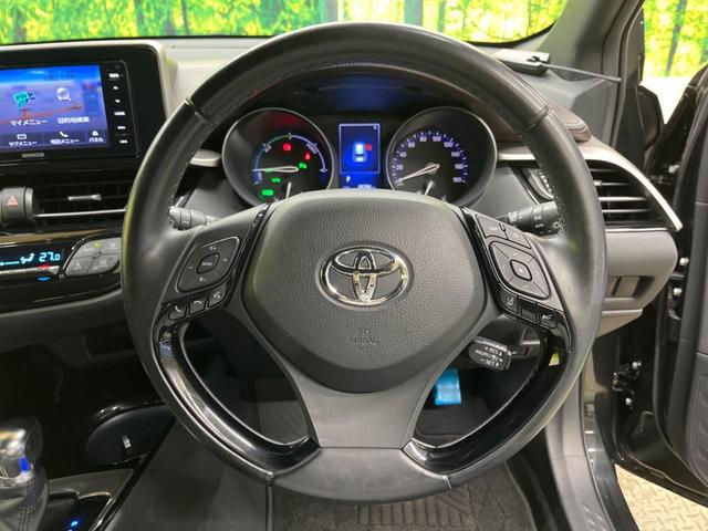 Ｃ－ＨＲ Ｇ　ＬＥＤヘッド　シーケンシャルターンランプ　禁煙車　ナビフルセグ　バックカメラ　セーフティセンス　レーダークルーズ　ブラインドスポットモニタ　クリアランスソナー　純正１８インチＡＷ　半革　シートヒーター（5枚目）