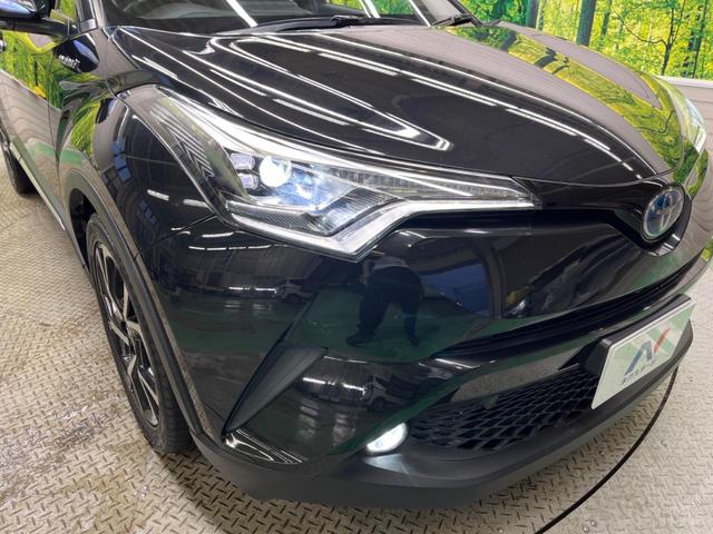 Ｃ－ＨＲ Ｇ　ＬＥＤヘッド　シーケンシャルターンランプ　禁煙車　ナビフルセグ　バックカメラ　セーフティセンス　レーダークルーズ　ブラインドスポットモニタ　クリアランスソナー　純正１８インチＡＷ　半革　シートヒーター（12枚目）