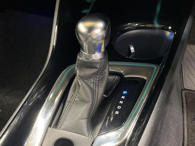 Ｃ－ＨＲ Ｇ　ＬＥＤヘッド　シーケンシャルターンランプ　禁煙車　ナビフルセグ　バックカメラ　セーフティセンス　レーダークルーズ　ブラインドスポットモニタ　クリアランスソナー　純正１８インチＡＷ　半革　シートヒーター（21枚目）