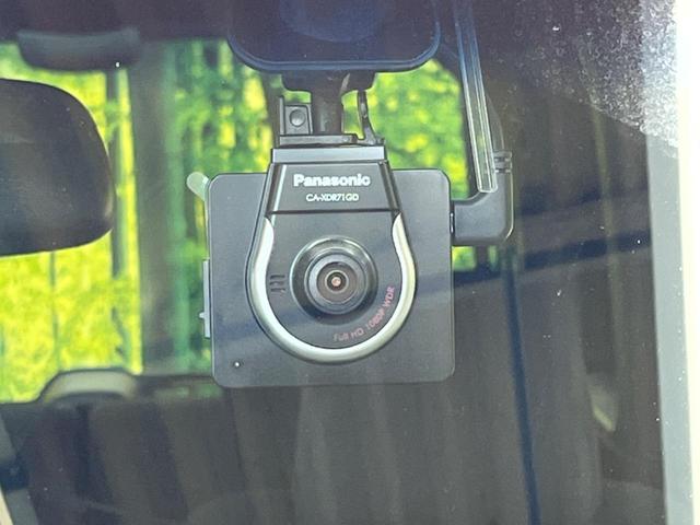 N-BOXカスタム G・Lホンダセンシング 禁煙車 ナビフルセグ バックカメラ 電動スライドドア LEDヘッド 純正14インチAW ETC Bluetooth アダプティブクルーズ オートハイビーム 後席サンシェード 8スピーカー DVD再生(6枚目)