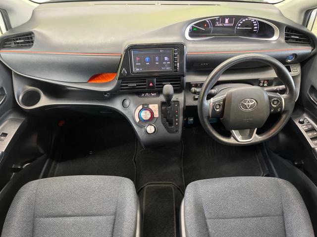 シエンタ ハイブリッドＸ　禁煙車　純正ナビＴＶ　バックカメラ　スマートキー　電動スライドドア　黒内装　ＬＥＤヘッド　１５インチＡＷ　ＥＴＣ　Ｂｌｕｅｔｏｏｔｈ　オートエアコン　ステアリングリモコン（2枚目）