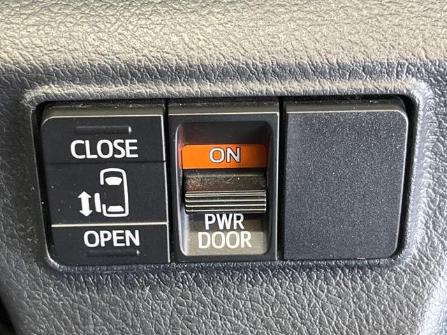 シエンタ ハイブリッドＸ　禁煙車　純正ナビＴＶ　バックカメラ　スマートキー　電動スライドドア　黒内装　ＬＥＤヘッド　１５インチＡＷ　ＥＴＣ　Ｂｌｕｅｔｏｏｔｈ　オートエアコン　ステアリングリモコン（6枚目）