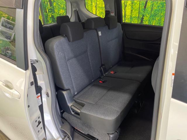 シエンタ ハイブリッドＸ　禁煙車　純正ナビＴＶ　バックカメラ　スマートキー　電動スライドドア　黒内装　ＬＥＤヘッド　１５インチＡＷ　ＥＴＣ　Ｂｌｕｅｔｏｏｔｈ　オートエアコン　ステアリングリモコン（9枚目）