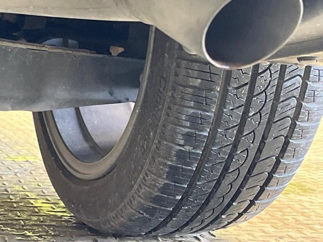 プリウス Ｓツーリングセレクション　禁煙車　純正９型ナビＴＶ　バックカメラ　セーフティセンス　レーダークルーズ　ＬＥＤヘッド　ＬＥＤフォグ　純正１７インチＡＷ　黒合皮レザーシート　シートヒーター　ＥＴＣ　Ｂｌｕｅｔｏｏｔｈ　ＤＶＤ再生（59枚目）