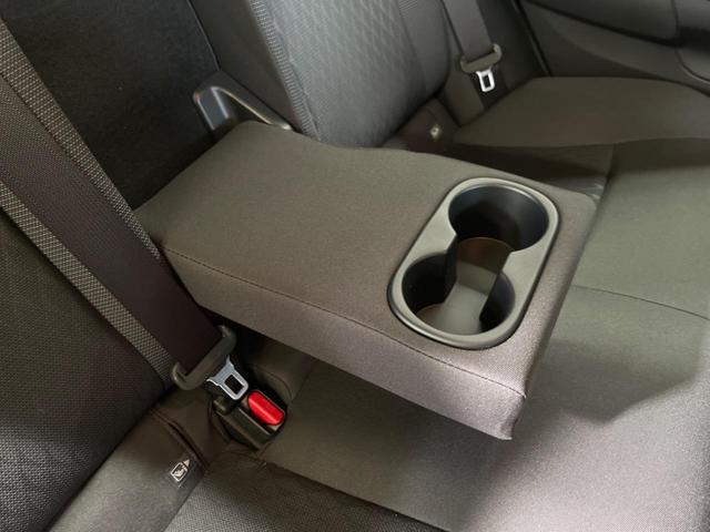 アクア Ｚ　禁煙車　純正１０．５型ディスプレイＴＶ　バックカメラ　セーフティセンス　レーダークルーズ　ＬＥＤヘッド　純正１５インチＡＷ　パーキングサポートブレーキ　ＥＴＣ　ＡｐｐｌｅＣａｒＰｌａｙ　１００Ｖ電源（34枚目）