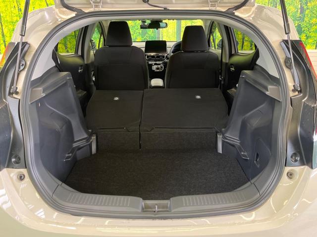 アクア Ｚ　禁煙車　純正１０．５型ディスプレイＴＶ　バックカメラ　セーフティセンス　レーダークルーズ　ＬＥＤヘッド　純正１５インチＡＷ　パーキングサポートブレーキ　ＥＴＣ　ＡｐｐｌｅＣａｒＰｌａｙ　１００Ｖ電源（37枚目）