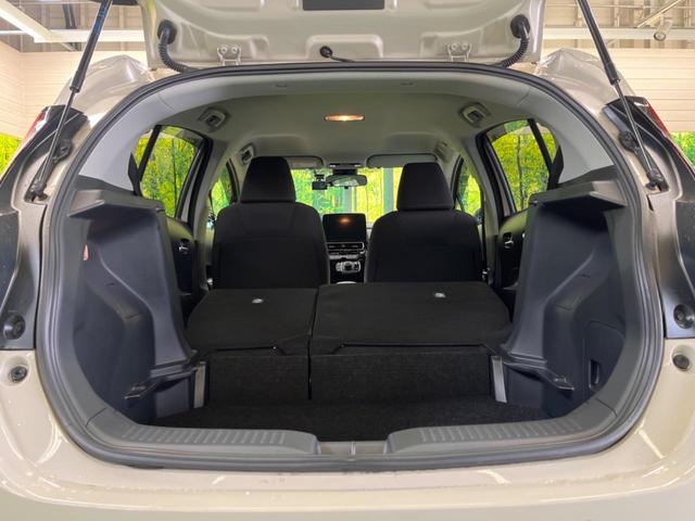 アクア Ｚ　禁煙車　純正１０．５型ディスプレイＴＶ　バックカメラ　セーフティセンス　レーダークルーズ　ＬＥＤヘッド　純正１５インチＡＷ　パーキングサポートブレーキ　ＥＴＣ　ＡｐｐｌｅＣａｒＰｌａｙ　１００Ｖ電源（38枚目）