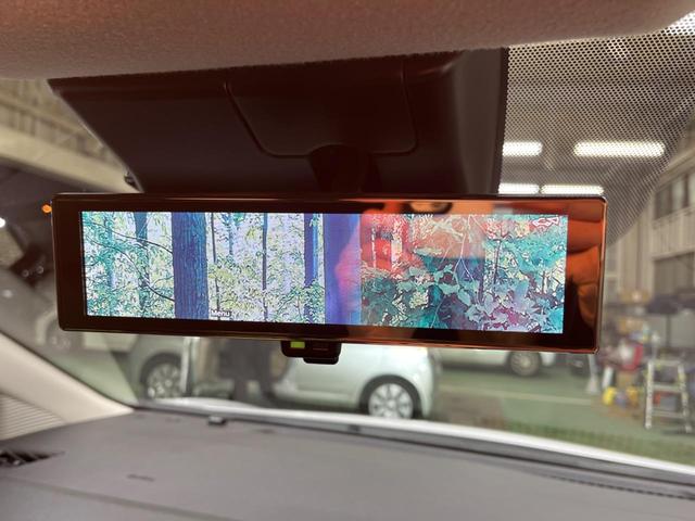 �y�C���e���W�F���g���[���~���[�z��Ȃ̑傫�ȉו��⓯��҂Ō�����m�F���Â炢���ł����S�I�J�������B�e�����ԗ�����̉f�������[���~���[���ɕ\���B�N���A�Ȏ��E�ŏ󋵂̊m�F���\�ł��I