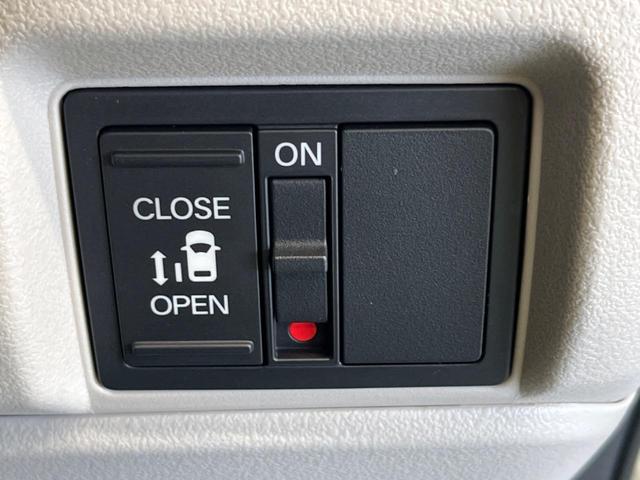 Ｎ－ＢＯＸ ベースグレード　禁煙車　ナビＴＶ　バックカメラ　電動スライドドア　ホンダセンシング　渋滞追従アダプティブクルーズ　パーキングセンサ　電動パーキングブレーキ　ＬＥＤヘッド　シートヒーター　後席サンシェード（6枚目）