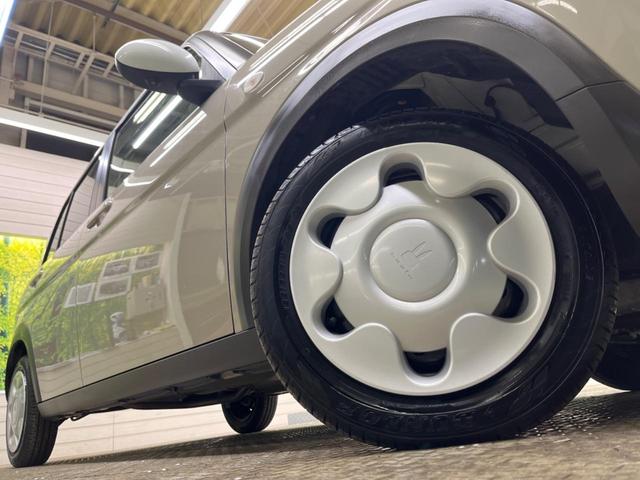 アルトラパン Ｓ　禁煙車　純正ナビフルセグ　全方位カメラ　セーフティサポート　ＨＩＤヘッド　ＥＴＣ　Ｂｌｕｅｔｏｏｔｈ　シートヒーター　オートライト　ハイビームアシスト　リアパーキングセンサ　革巻ステアリング（13枚目）