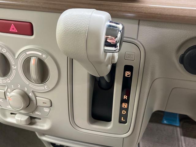 アルトラパン Ｓ　禁煙車　純正ナビフルセグ　全方位カメラ　セーフティサポート　ＨＩＤヘッド　ＥＴＣ　Ｂｌｕｅｔｏｏｔｈ　シートヒーター　オートライト　ハイビームアシスト　リアパーキングセンサ　革巻ステアリング（21枚目）