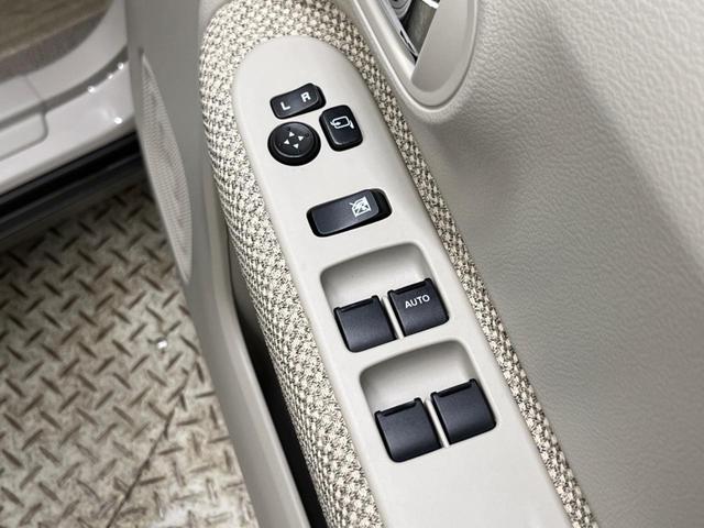 アルトラパン Ｓ　禁煙車　純正ナビフルセグ　全方位カメラ　セーフティサポート　ＨＩＤヘッド　ＥＴＣ　Ｂｌｕｅｔｏｏｔｈ　シートヒーター　オートライト　ハイビームアシスト　リアパーキングセンサ　革巻ステアリング（44枚目）