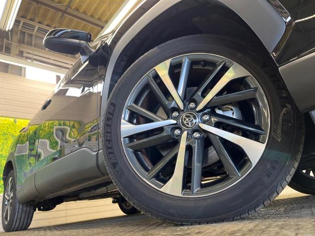 �y�����P�W�C���`�A���~�z�C�[���z�O�ςɃ}�b�`���������A���~�z�C�[���𑕒����Ă���܂��B�e��ЊO�A���~�z�C�[����A�X�^�b�h���X�^�C�����戵�����Ă���܂��B���񂲑��k����������